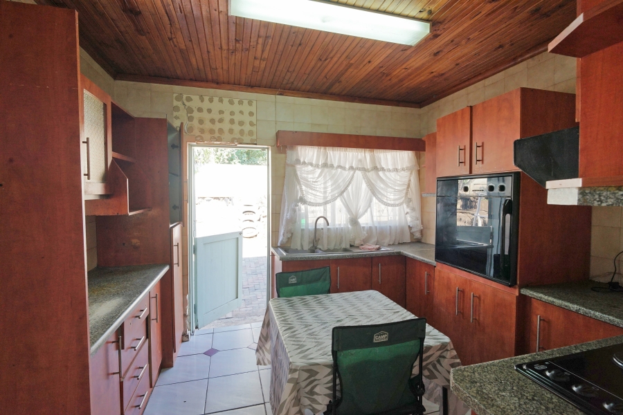 3 Bedroom Property for Sale in Summerpride Eastern Cape